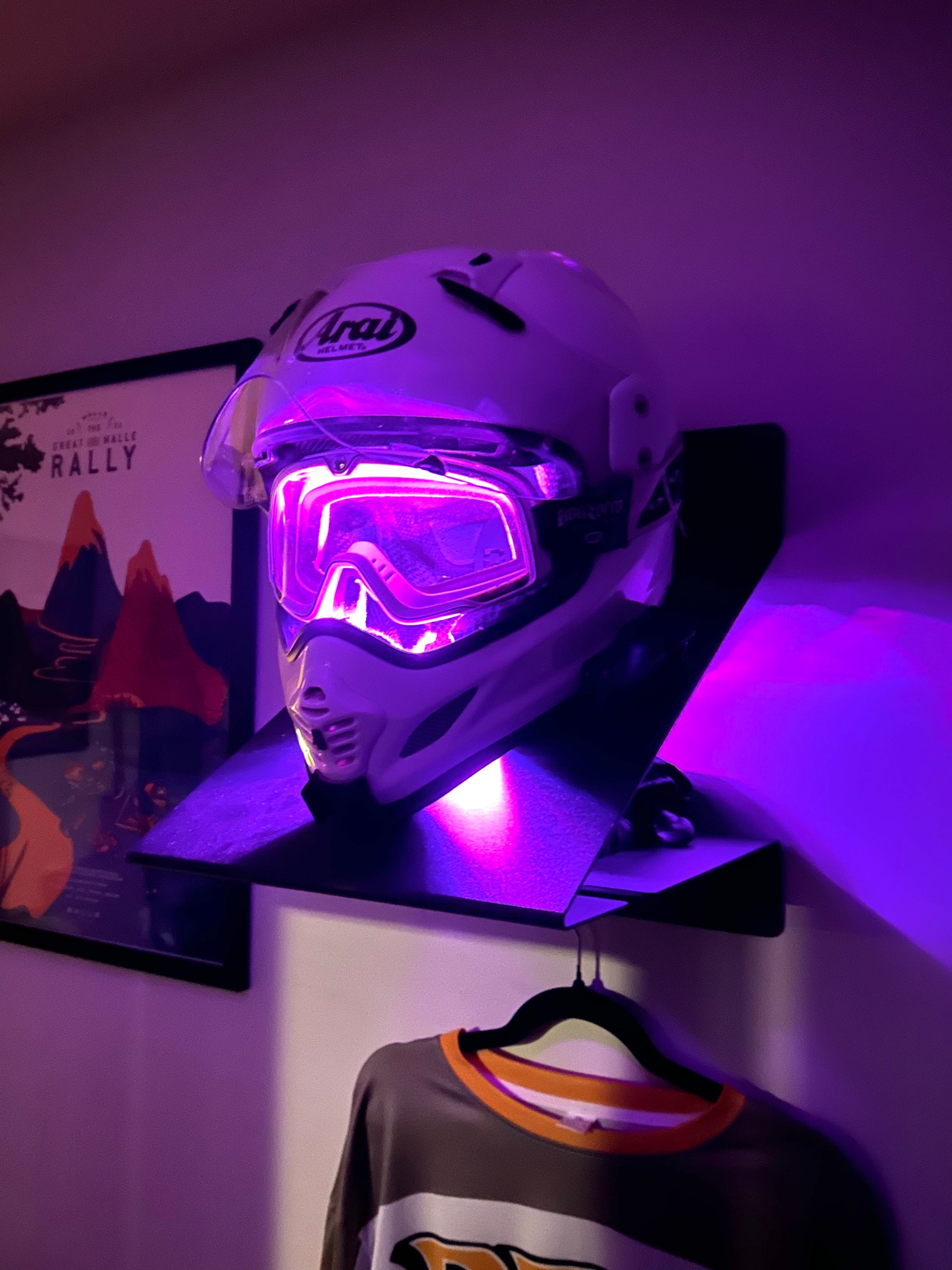 HelmDock RIDE - Motorcycle Helmet Wall Mount